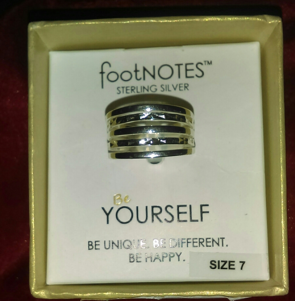 NWTS SILVER RING - Picture 5 of 6